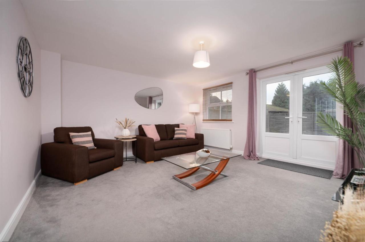 Stunning 3 Bed With Parking & Garden Villa Market Rasen Kültér fotó